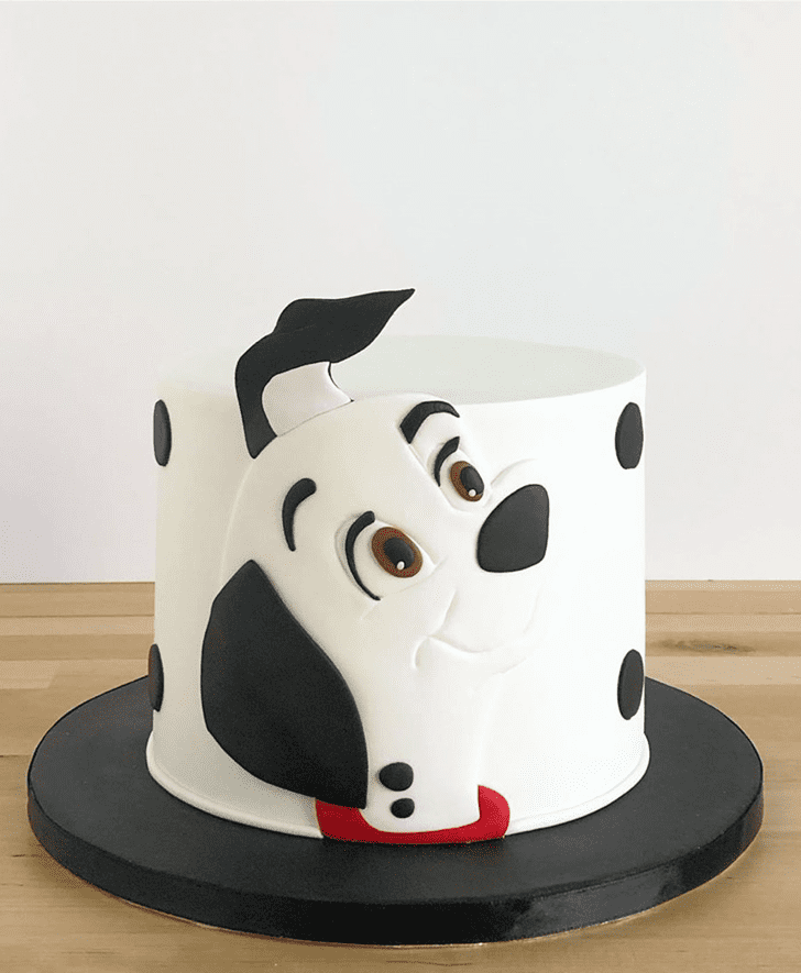 Pretty 101 Dalmatians Cake