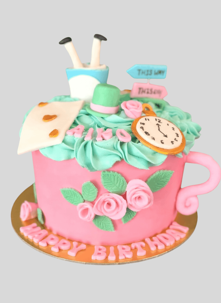 Fascinating Alice in Wonderland Cake