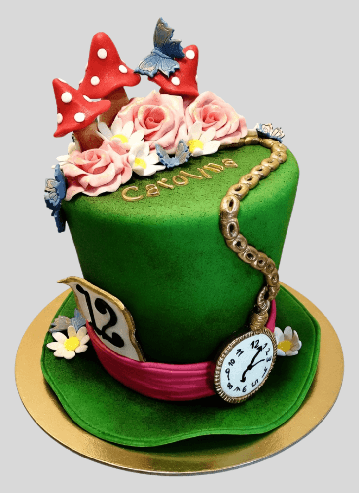 Gorgeous Alice in Wonderland Cake