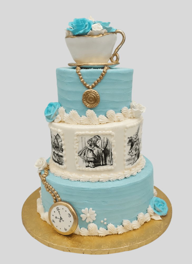 Lovely Alice in Wonderland Cake Design
