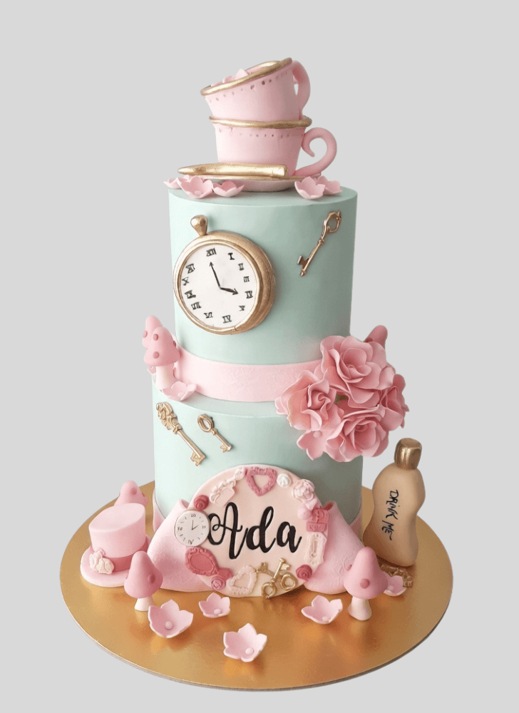 Shapely Alice in Wonderland Cake