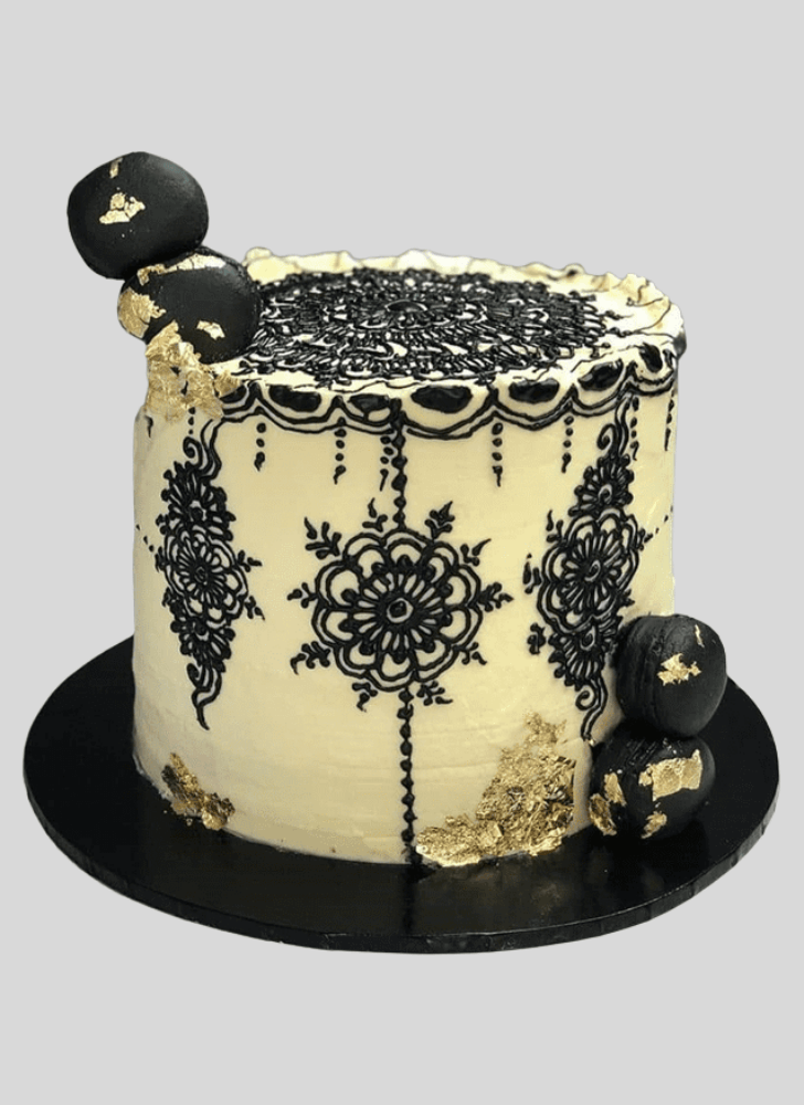 Enticing Henna Cake