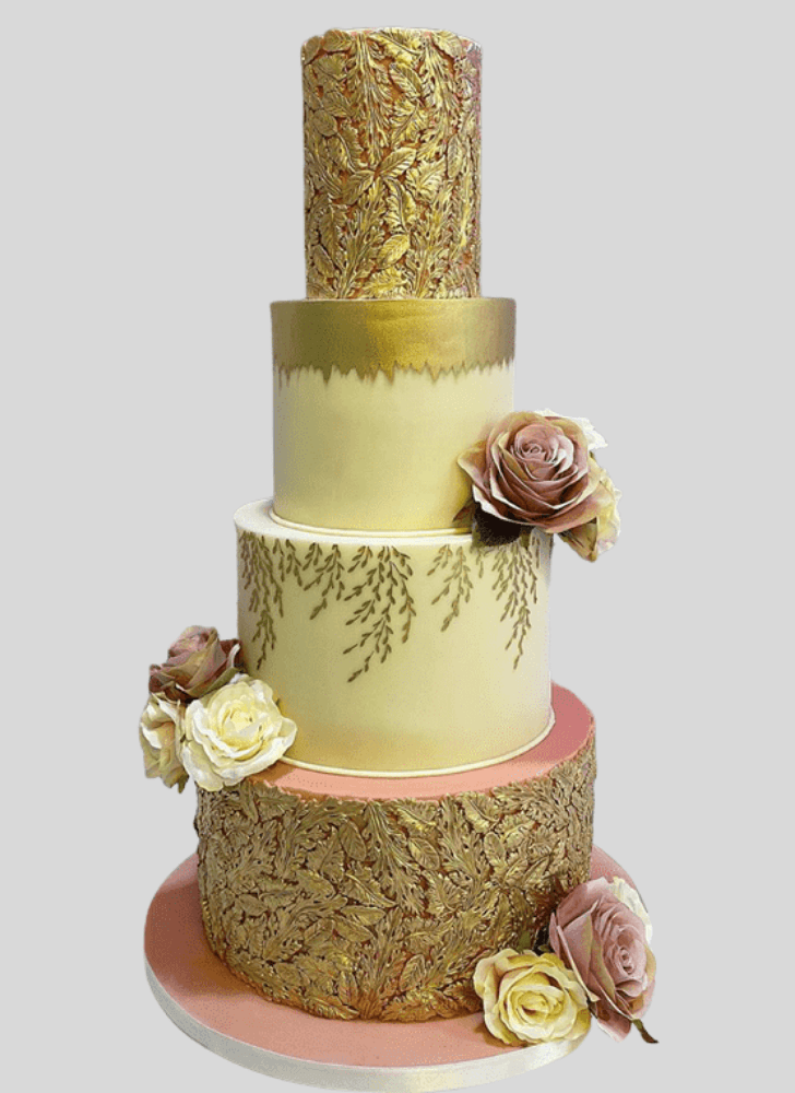 Shapely Henna Cake