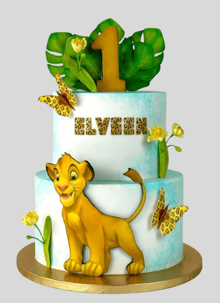 Fine Lion King Cake