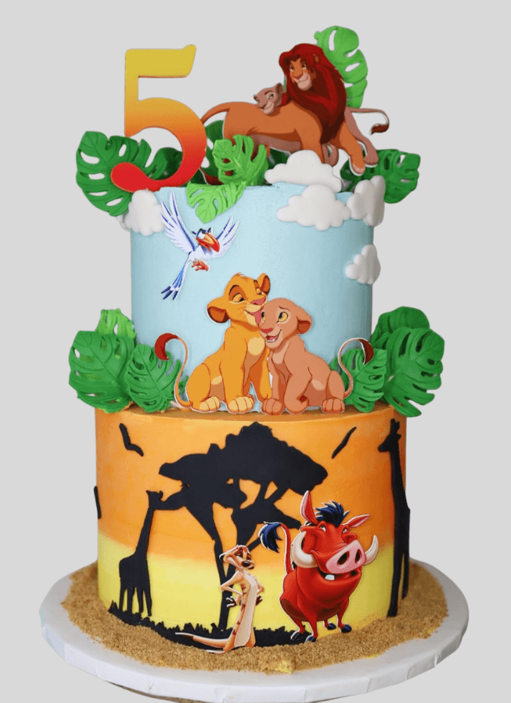 Splendid Lion King Cake