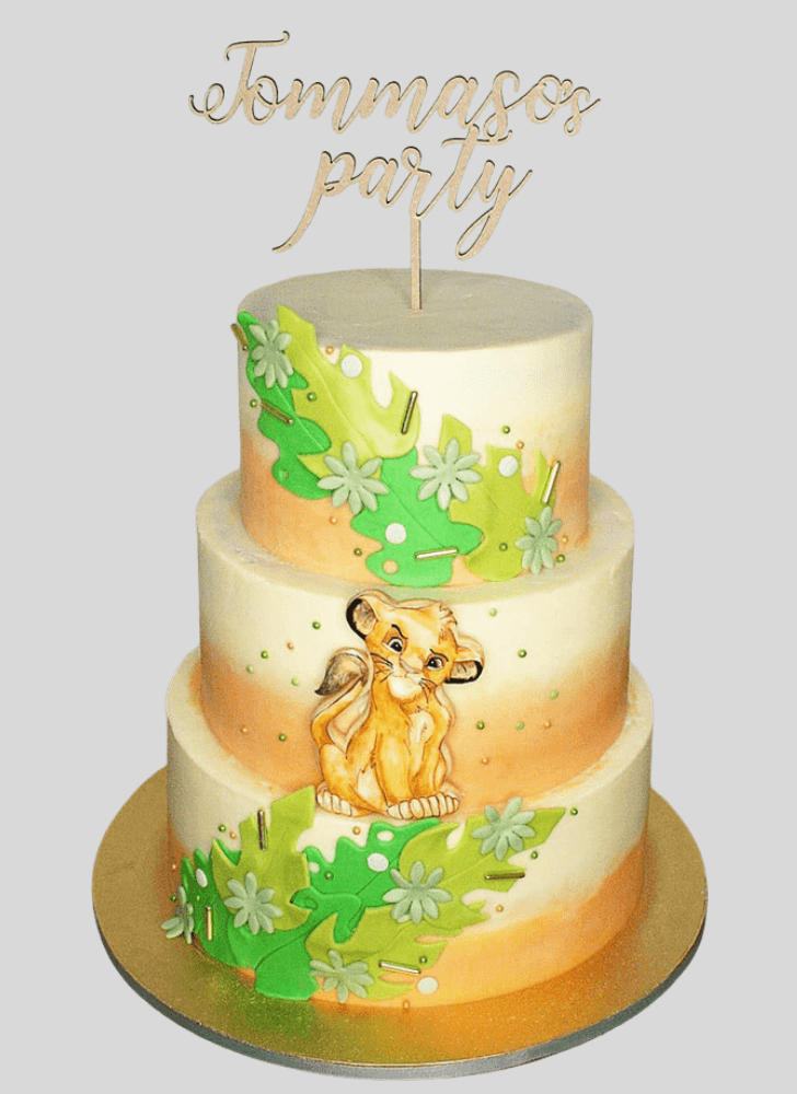 Wonderful Lion King Cake Design