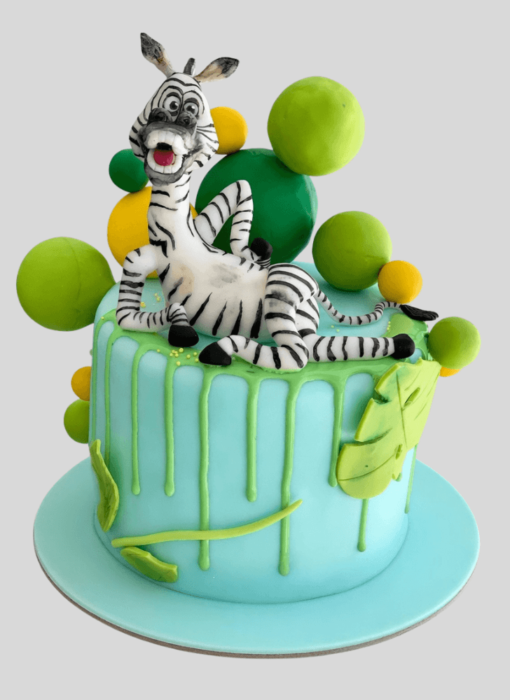Enthralling Madagascar Cake