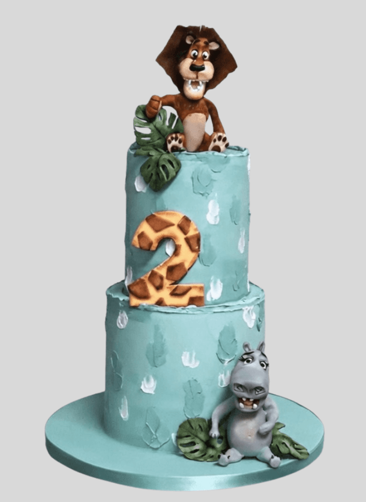 Inviting Madagascar Cake