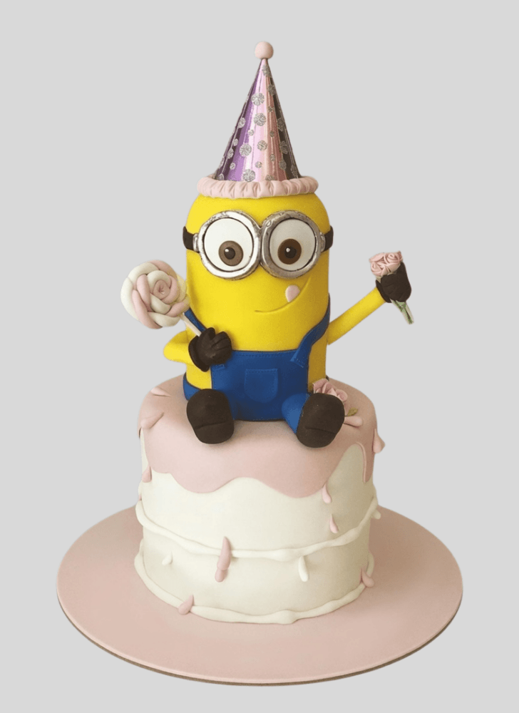 Cute Minions Cake