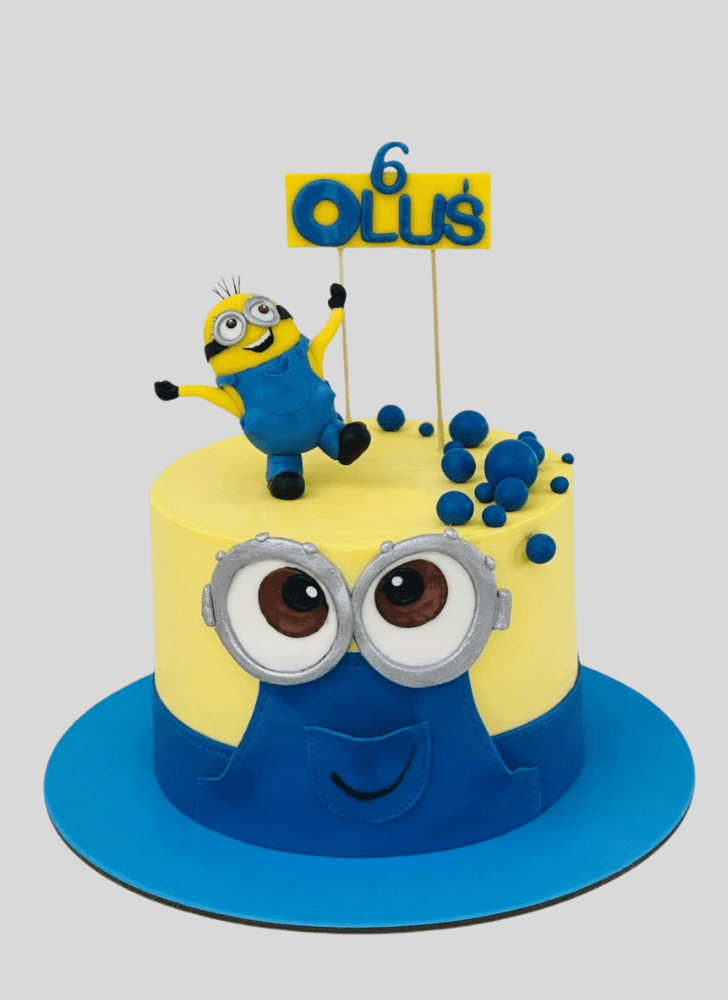 Enticing Minions Cake