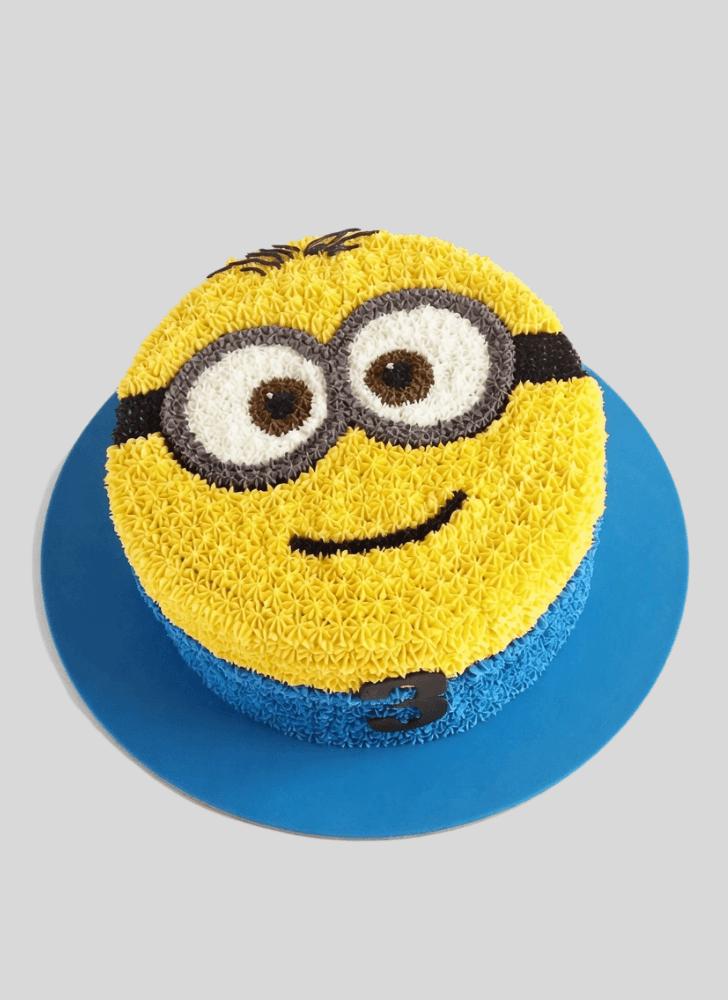 Wonderful Minions Cake Design