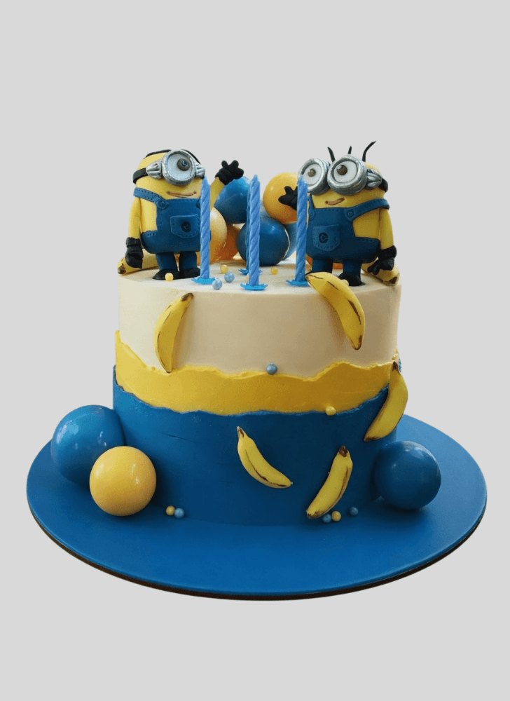 Gorgeous Minions Cake