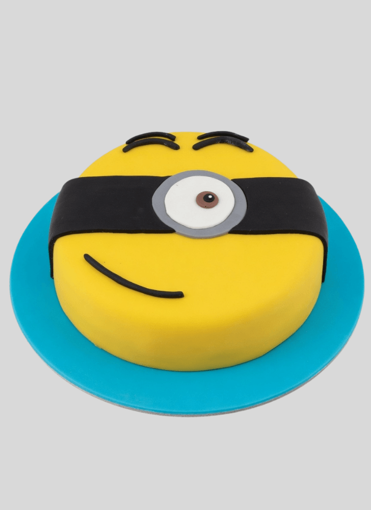 Pleasing Minions Cake