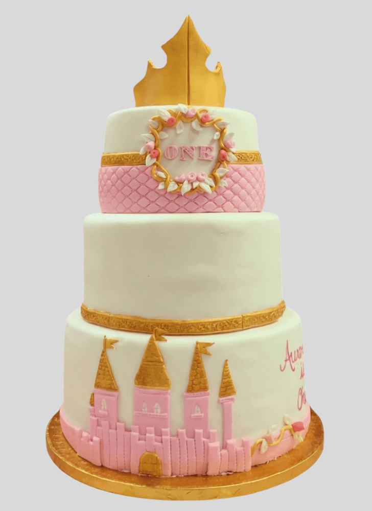 Comely Sleeping Beauty Cake