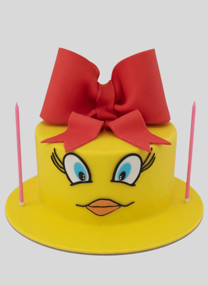 Cute Tweety Cake