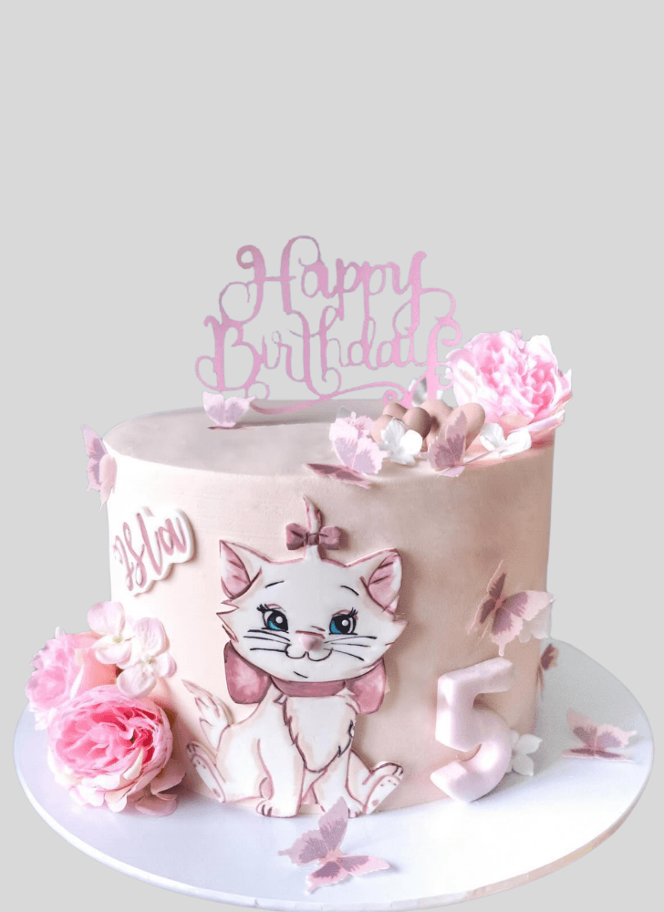 Good Looking Aristocats Cake