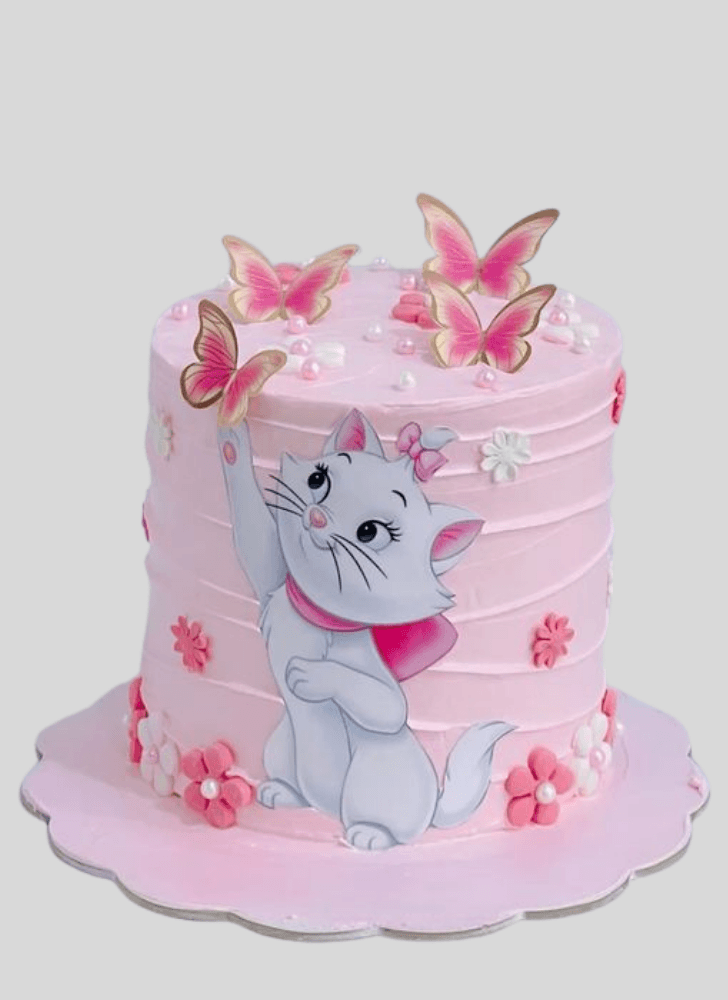 Shapely Aristocats Cake