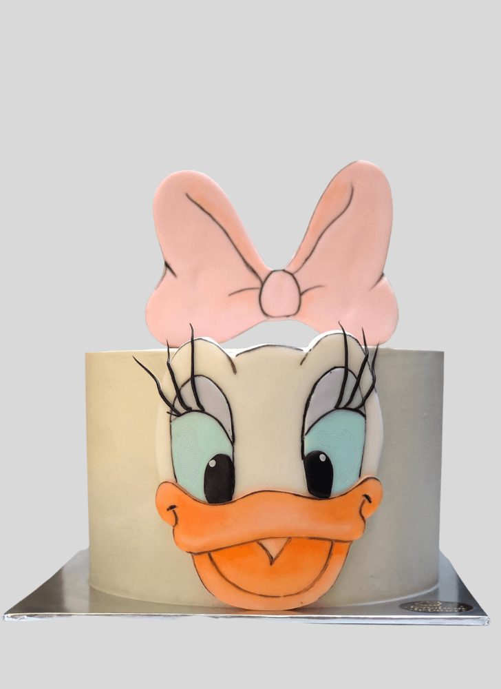 Delicate Daisy Duck Cake