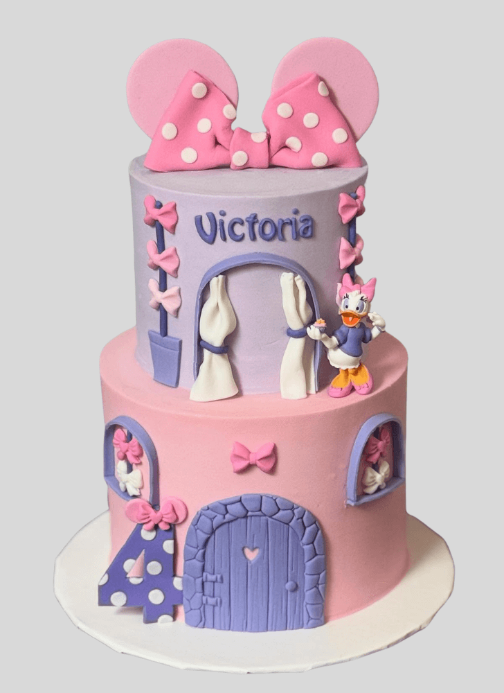 Exquisite Daisy Duck Cake