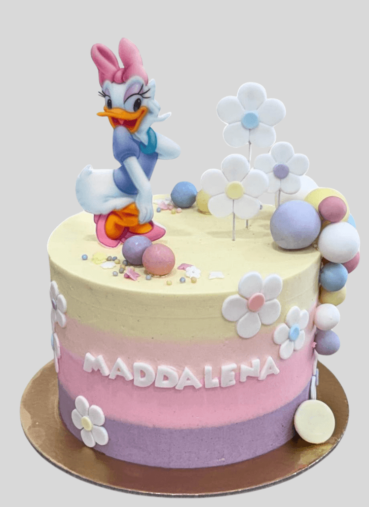 Ravishing Daisy Duck Cake