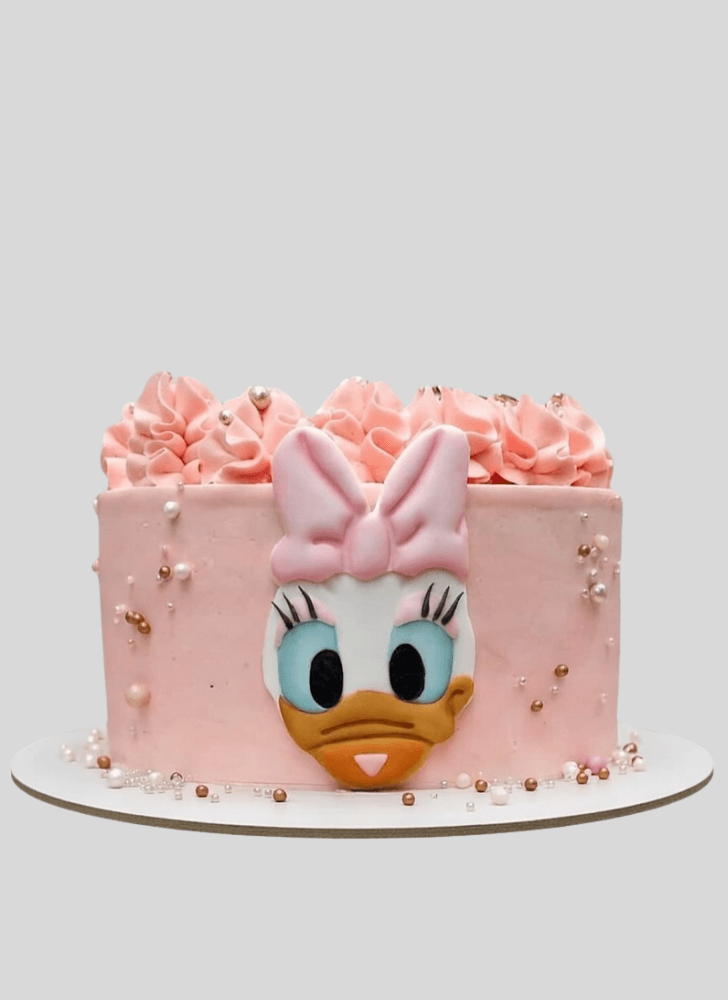 Slightly Daisy Duck Cake