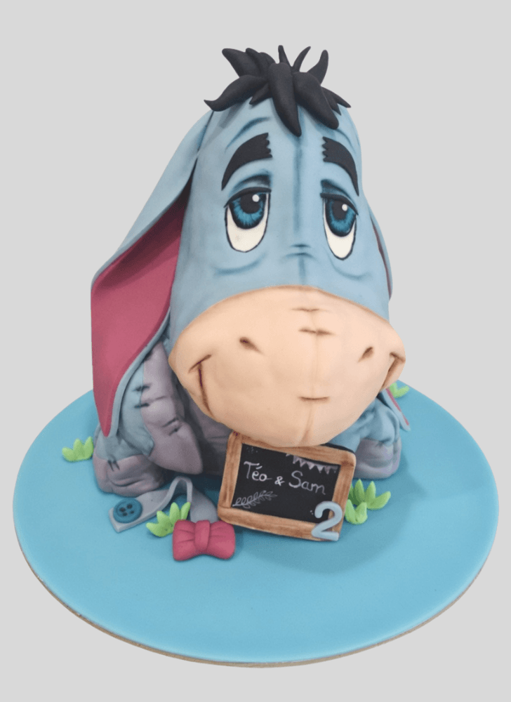 Captivating Eeyore Cake