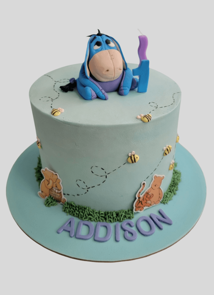 Comely Eeyore Cake