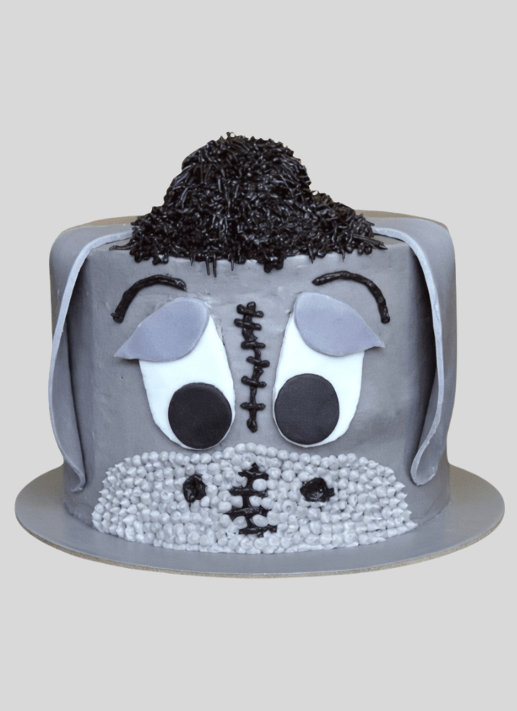 Enticing Eeyore Cake