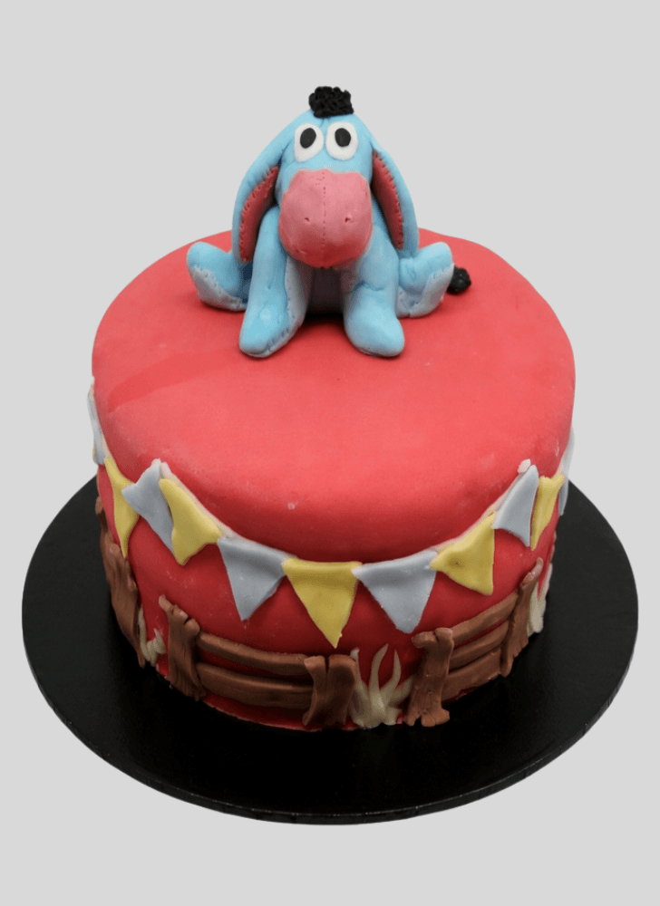 Inviting Eeyore Cake