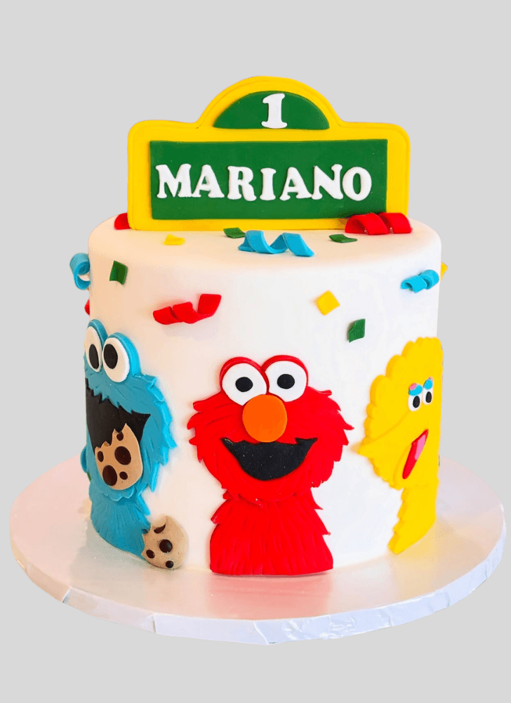 Beauteous Elmo Cake