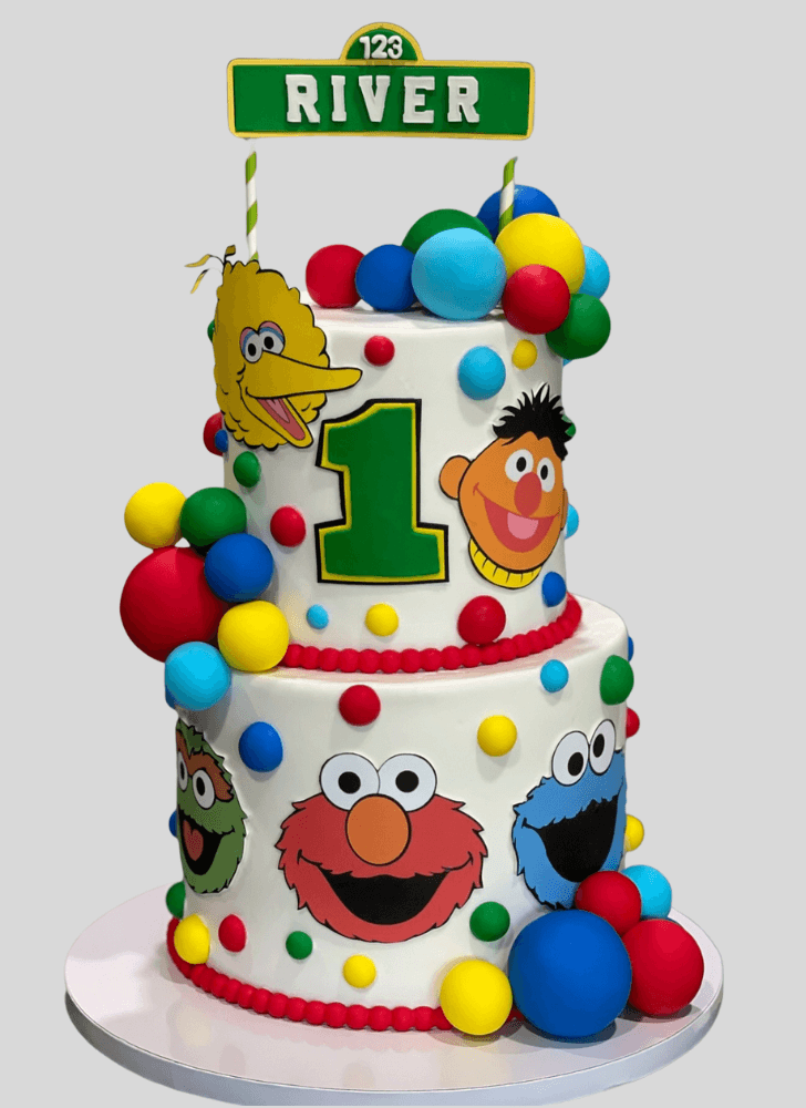 Pretty Elmo Cake