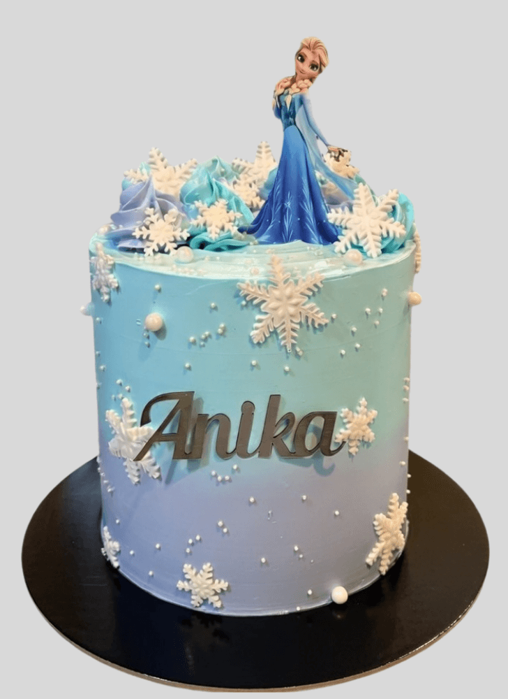 Delightful Disneys Frozen Cake