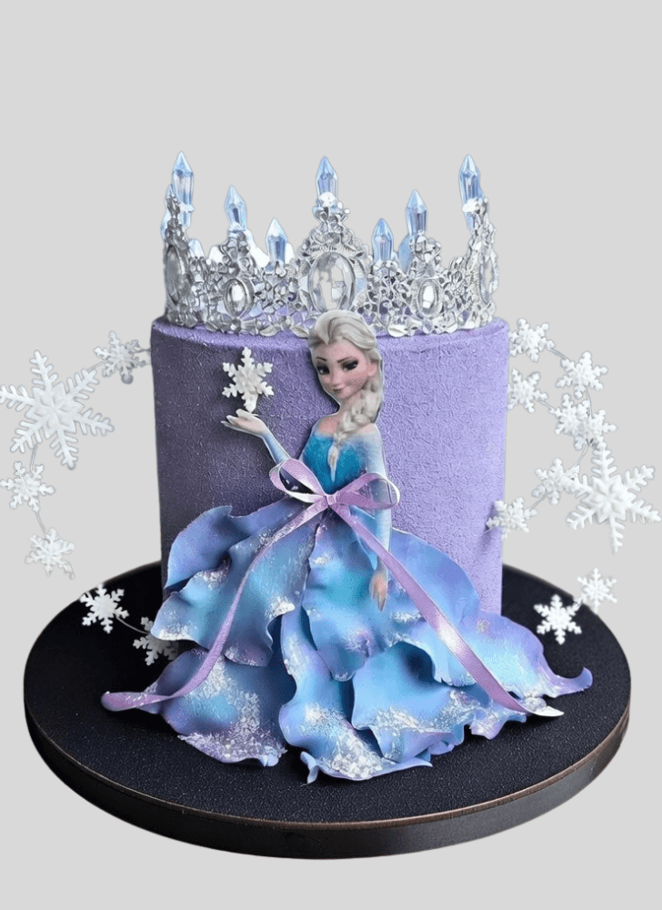 Pretty Disneys Frozen Cake