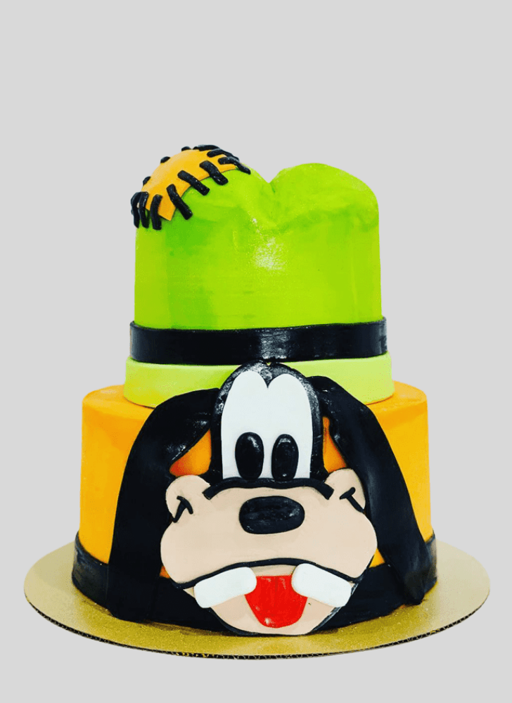 Inviting Goofy Cake