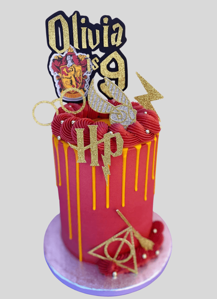 Dazzling Gryffindor Cake
