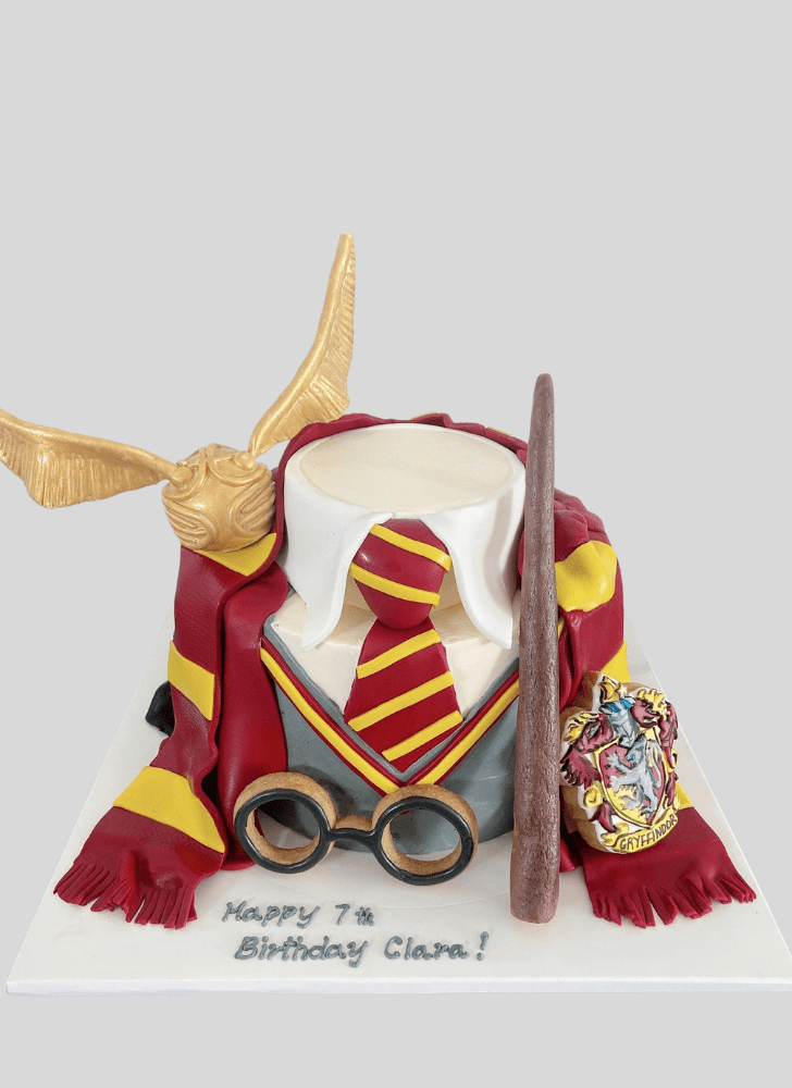 Delightful Gryffindor Cake