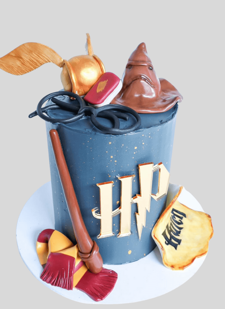 Fair Gryffindor Cake