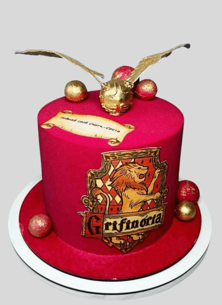 Pretty Gryffindor Cake