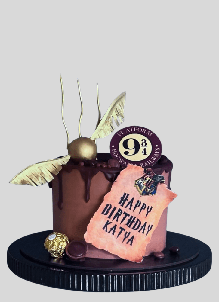 Enticing Hogwarts Cake