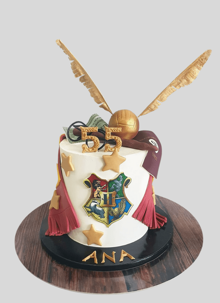 Nice Hogwarts Cake