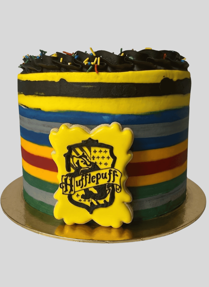 Nice Hufflepuff Cake
