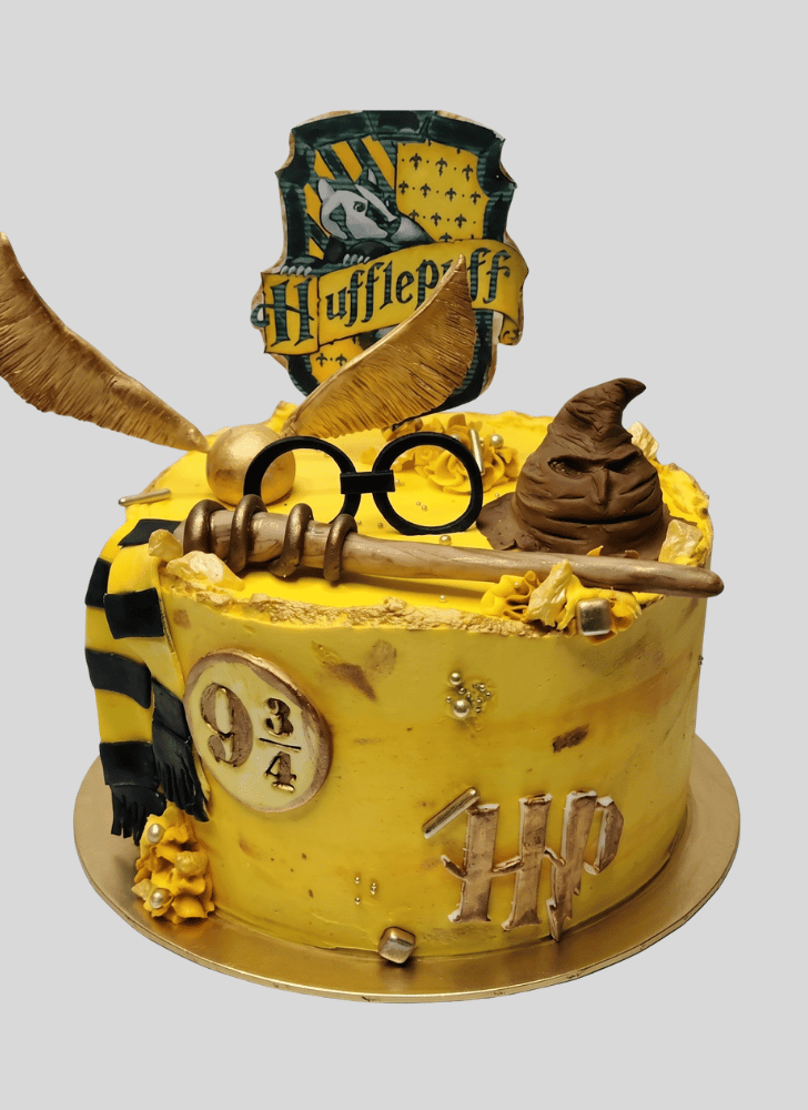 Pleasing Hufflepuff Cake