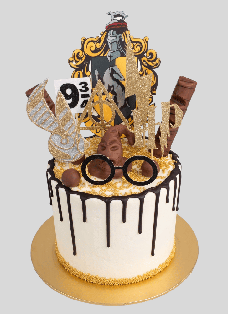 Splendid Hufflepuff Cake