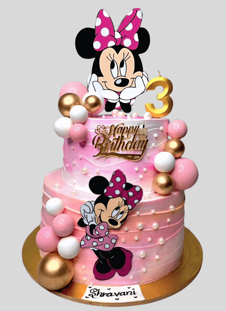 Appealing Minnie Mouse Cake