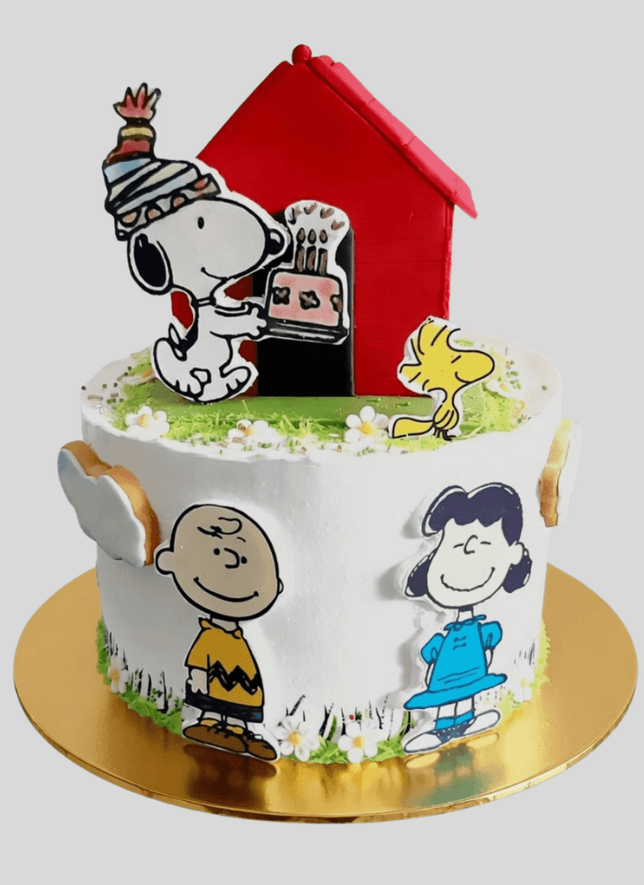 Alluring The Peanuts Movie Cake
