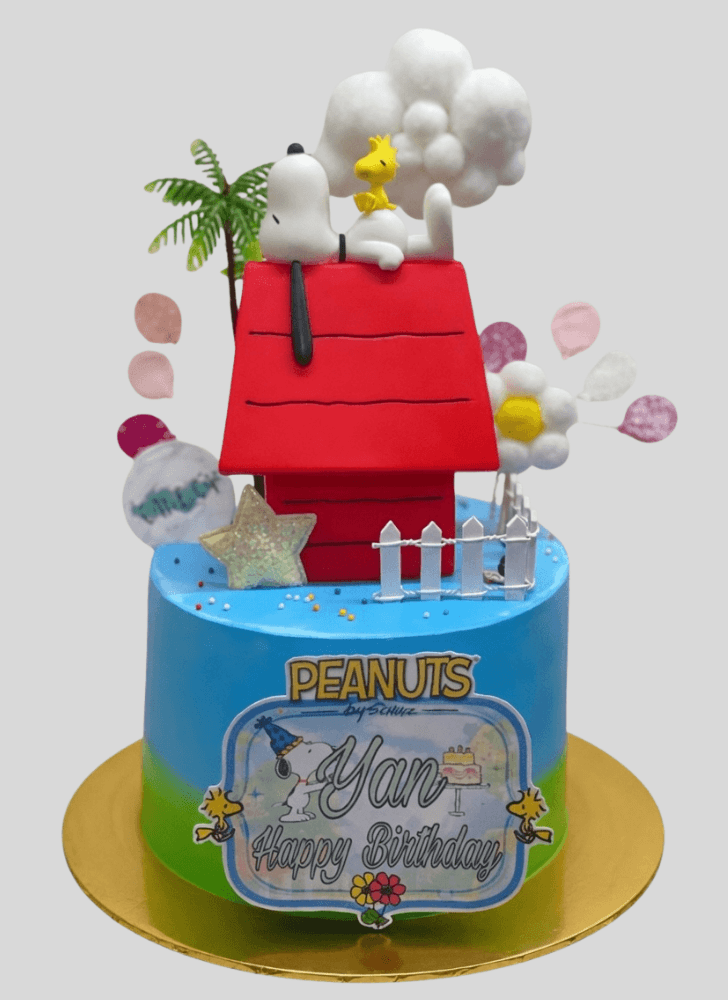 Angelic The Peanuts Movie Cake