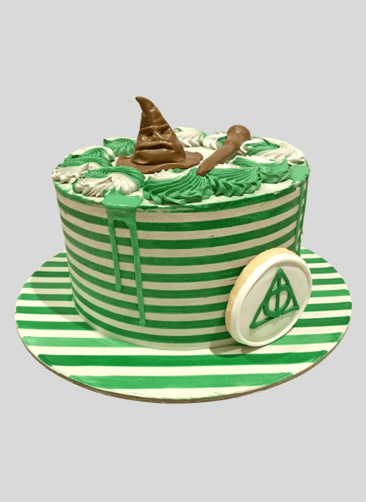 Admirable Slytherin Cake Design