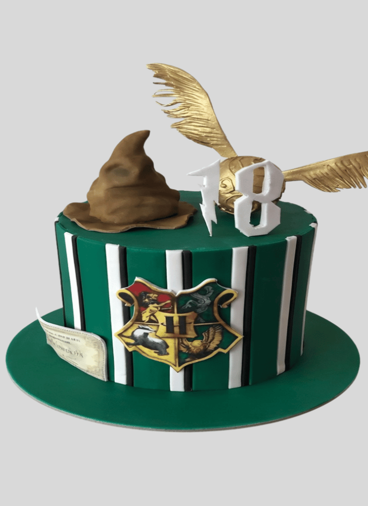 Alluring Slytherin Cake