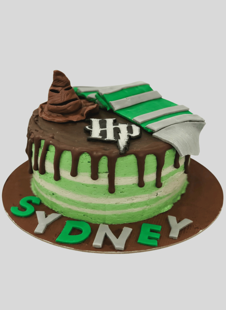 Delicate Slytherin Cake