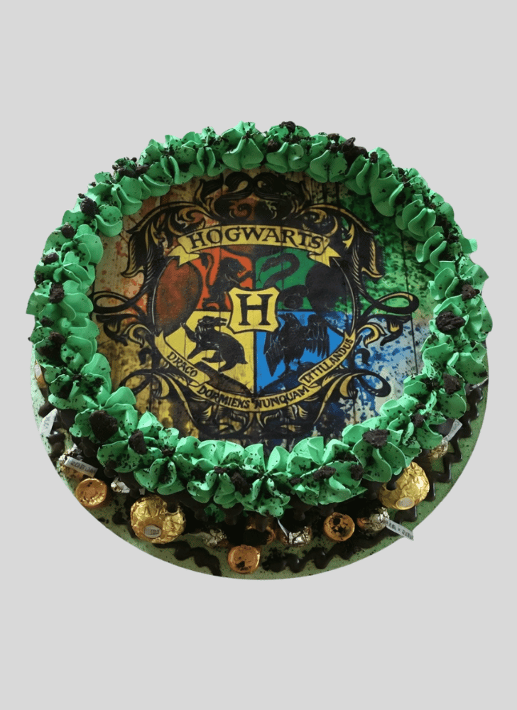 Pleasing Slytherin Cake